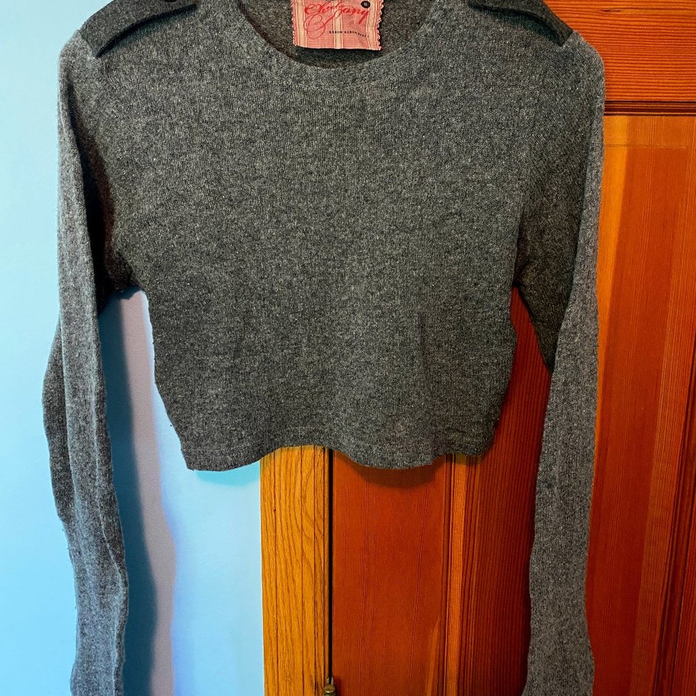 Small Gray Cropped Sweater by Chulo Pony